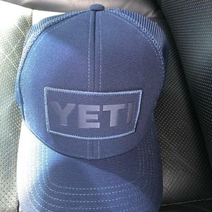 Yeti hat